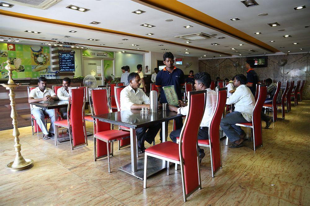 The Retreat Hotel Guduvancheri Ngoại thất bức ảnh